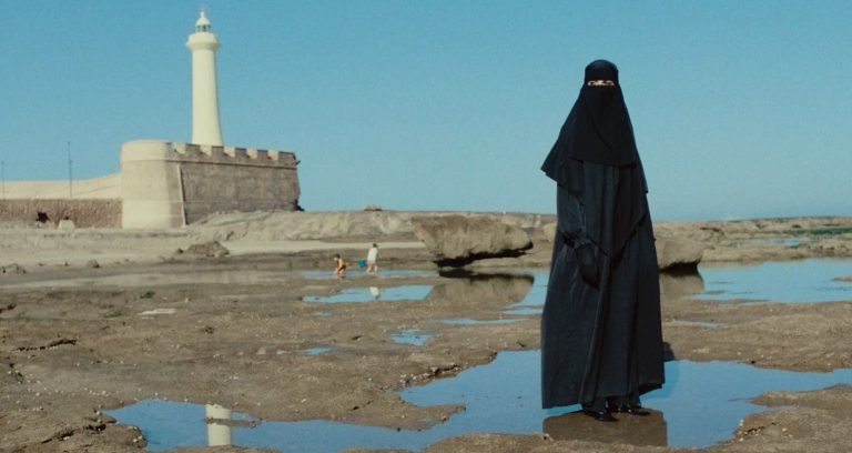 Sana al -Alawi réinstalle le cinéma marocain dans "Aisha"