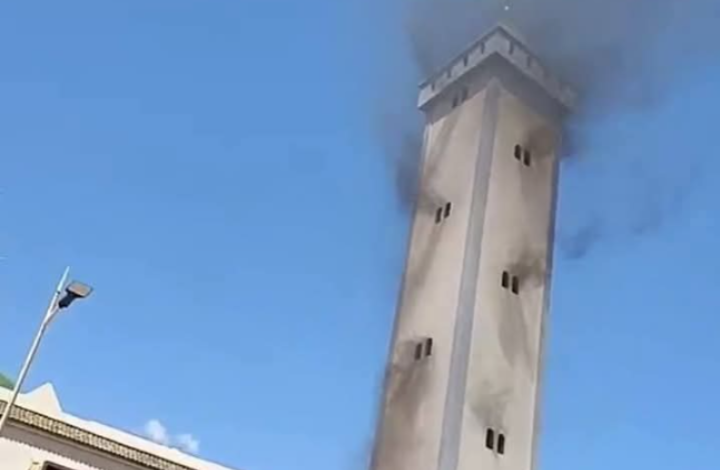Un incendie dans la mosquée Hamza à Berkane sans enregistrement des pertes 1 Un incendie dans la mosquée Hamza à Berkane sans enregistrement des pertes