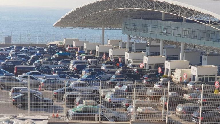 Le port méditerranéen Tanger se prépare à un surpopulation sans précédent après la décision d'espagnol controversée