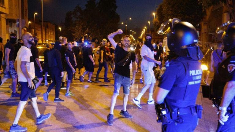 Murcia .. Les gens non identifiés s'infiltrent la nuit pour attaquer la communauté marocaine de la ville de Tori Pacico