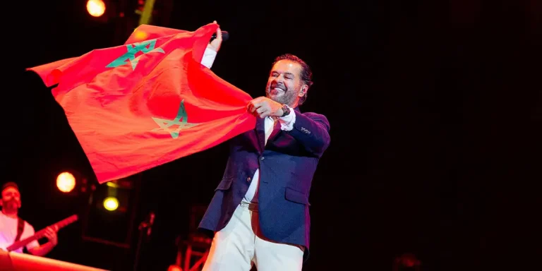 Ragheb Alama sort avec une nouvelle déclaration en réponse à la décision de l'empêcher de chanter en Égypte