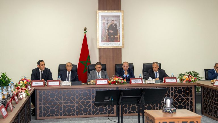 le ministre El Bouari a présidé, à Marrakech, la première session 2025 du Conseil d’Administration de l’Office Régional de Mise en Valeur Agricole du Haouz (ORMVAH). 
