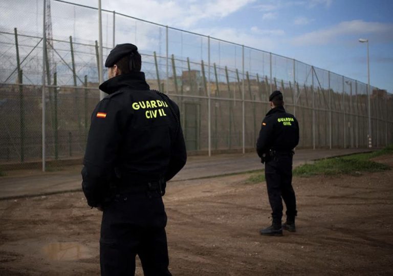Implication d'un membre de la Garde civile dans un trafic de haschisch embarrasse l'extrême droite espagnole