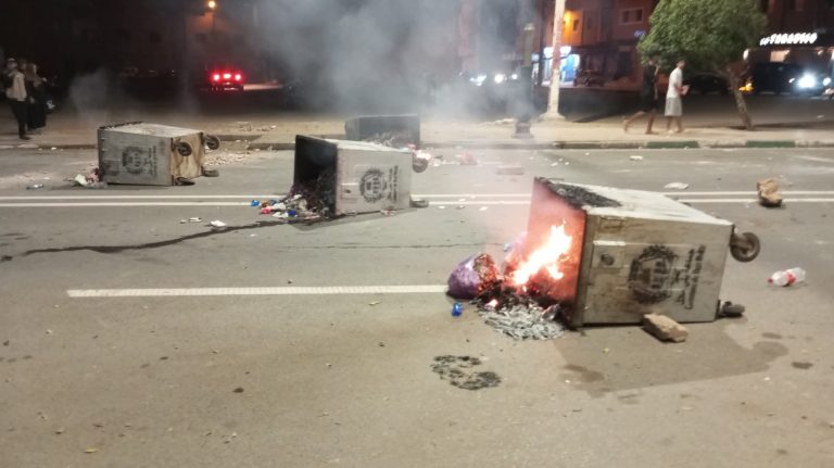 Les manifestations dégénèrent en émeutes à Beni Mellal (photos)