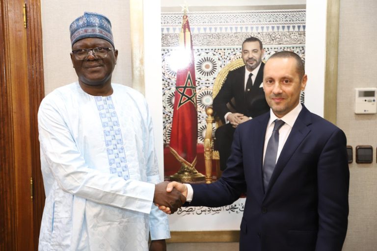 Tahraoui s'entretient avec son homologue nigérien pour renforcer la coopération dans le domaine de la santé