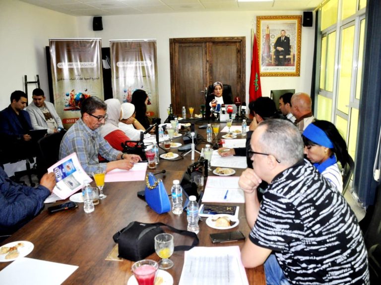 Oujda .. Le déploiement des programmes nationaux pour le secteur de la jeunesse dans la région de l'Oriental au centre d'une conférence de presse