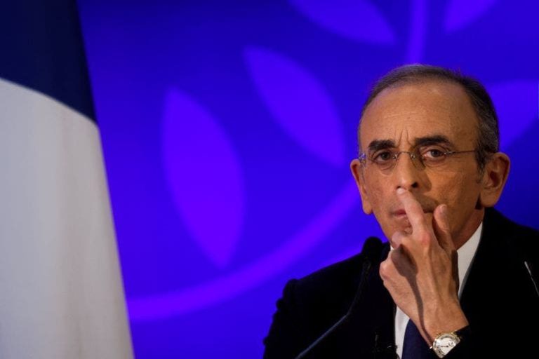 Éric Zemmour : « L'Algérie fait son entrée dans le vol du Louvre »
