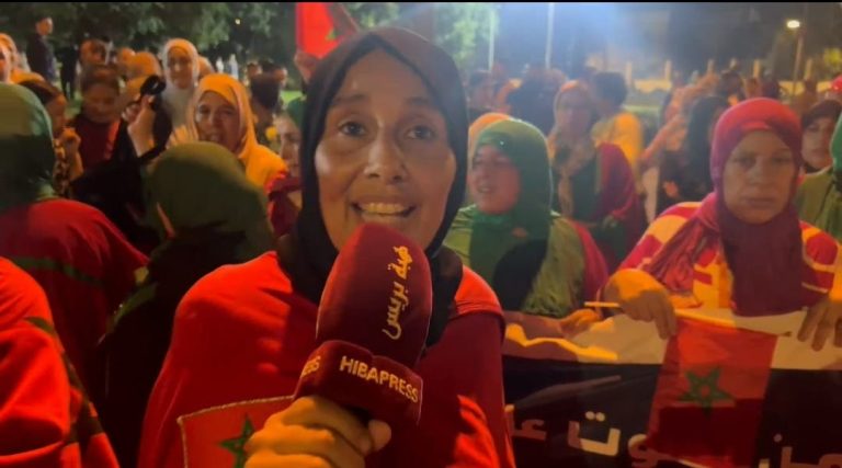 Les habitants de Casablanca descendent dans la rue pour célébrer la victoire diplomatique historique à l'ONU