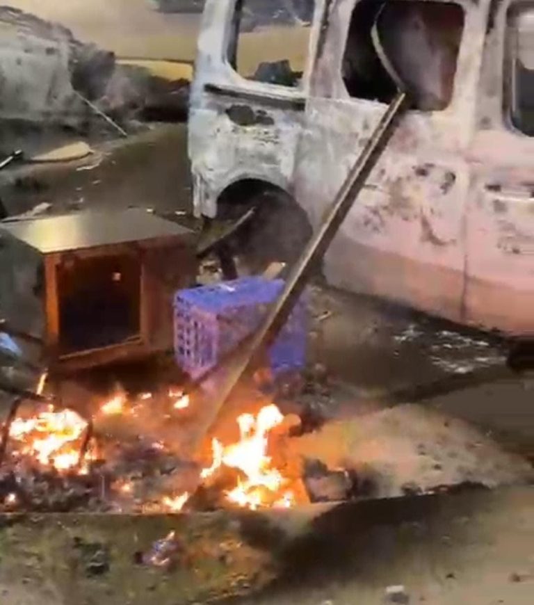 Vol et incendie de magasins et d'une agence bancaire lors des manifestations du mouvement "Génération Z" à Salé