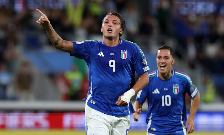 L'Italie bat Israël trois buts à zéro lors des éliminatoires de la Coupe du Monde dans une atmosphère de sécurité tendue