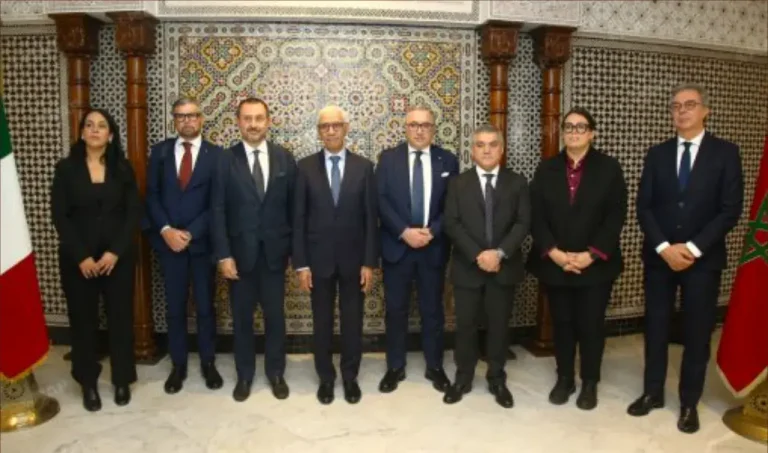Le président de la Chambre des Représentants examine le renforcement de la coopération parlementaire avec une délégation italienne soutenant la marocanité du Sahara