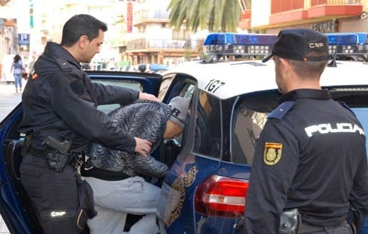 4 ans de prison pour un Algérien ayant transporté illégalement des migrants palestiniens et algériens vers Almería