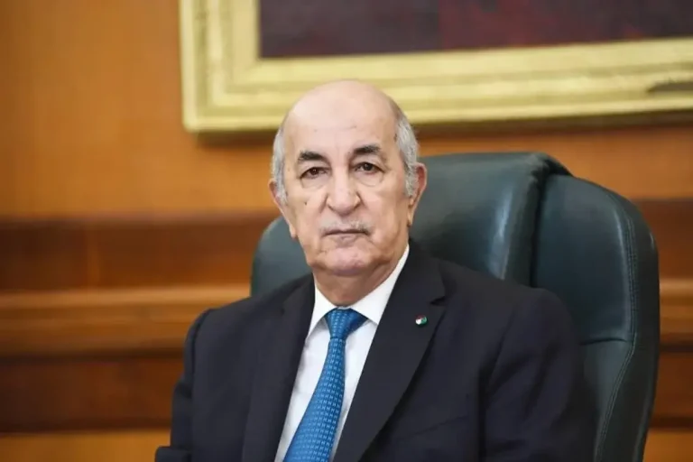 Tebboune augmente le budget de la "Présidence de la République" à 800 millions de dollars au milieu d'une crise en Algérie
