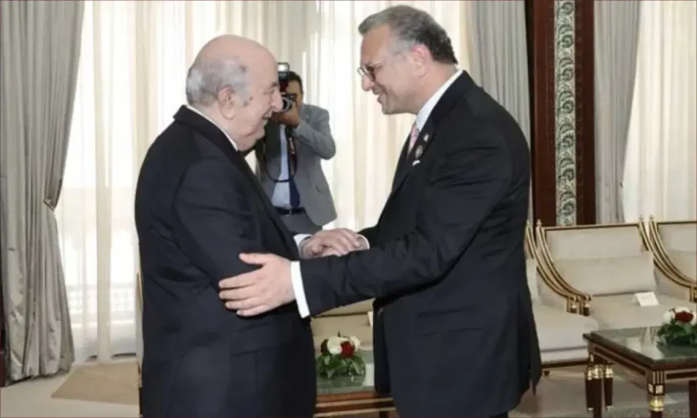 Poulos salue la sagesse du roi Mohammed VI et appelle à renforcer le dialogue entre le Maroc et l'Algérie