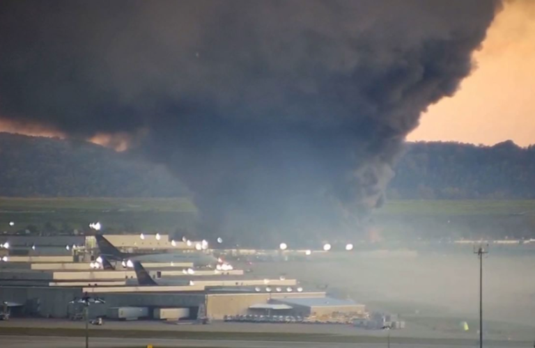 Décès de 7 personnes dans l'accident d'un avion cargo aux États-Unis