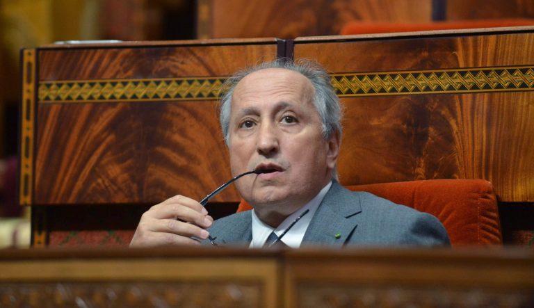 Alakouch demande à Barrada de dispenser les directeurs de la copie des devoirs des écoles pionnières