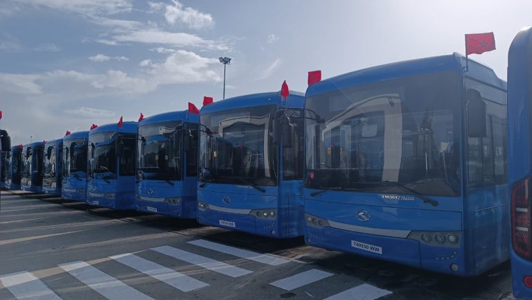 Inauguration d'une nouvelle flotte de bus de transport urbain à Tanger (photos)