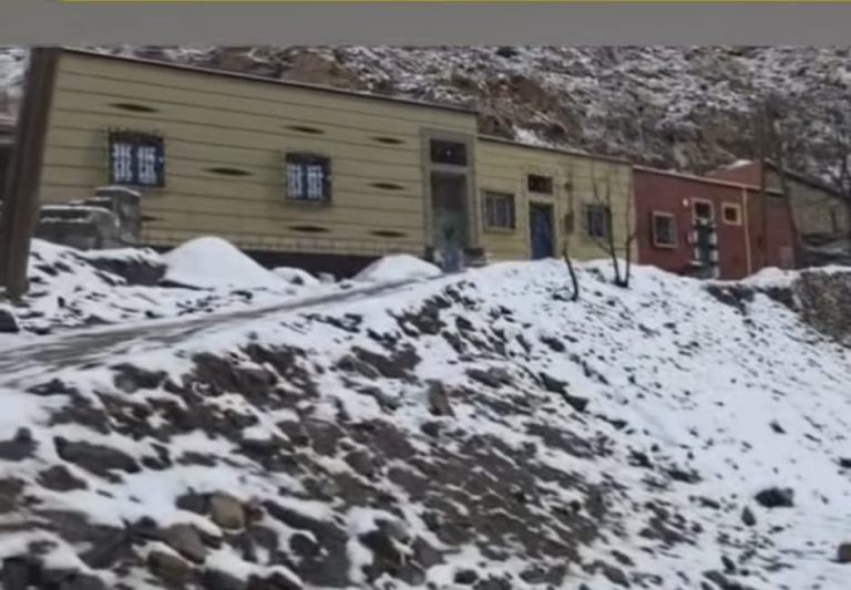 Taroudant : Les neiges de (Tikouka) révèlent les dysfonctionnements de la relocalisation des sinistrés du séisme