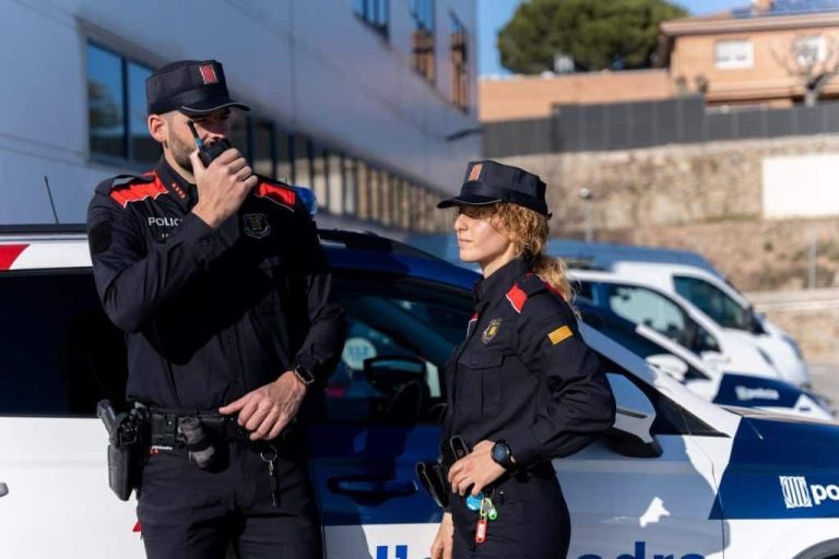 Démantèlement d'un réseau de falsification secoue Barcelone : 134 enregistrements de domicile fictifs et chute de 10 personnes impliquées