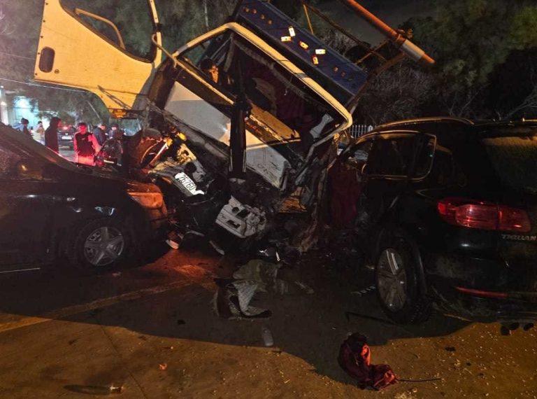 Deux morts et trois blessés dans un accident de la route à Aïn Chkaf, près de Fès