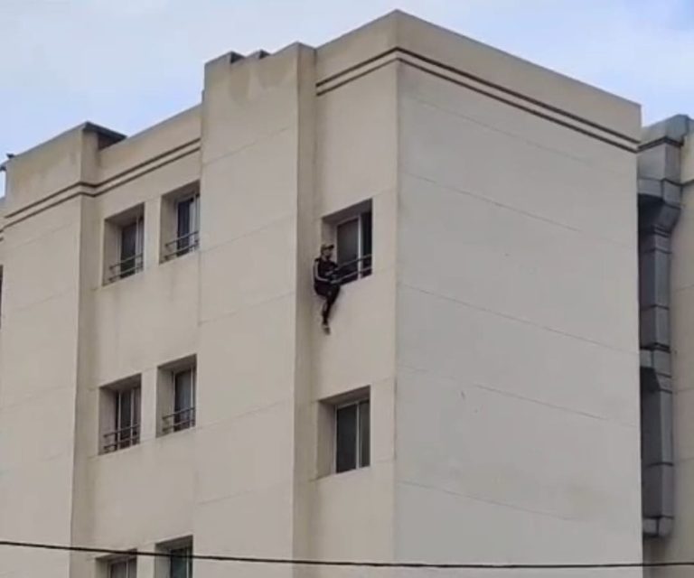 Un individu menace de se jeter d'un hôpital à Casablanca