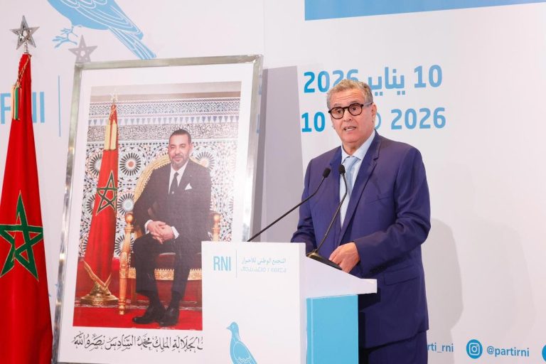 Aziz Akhannouch révèle que le Royaume a surmonté divers chocs conjoncturels et atteint des indicateurs de croissance de 5% en 2025 et 2026