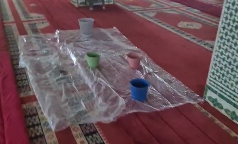 L'infiltration d'eau de pluie dans la mosquée Attakwa à Taza suscite l'indignation des fidèles