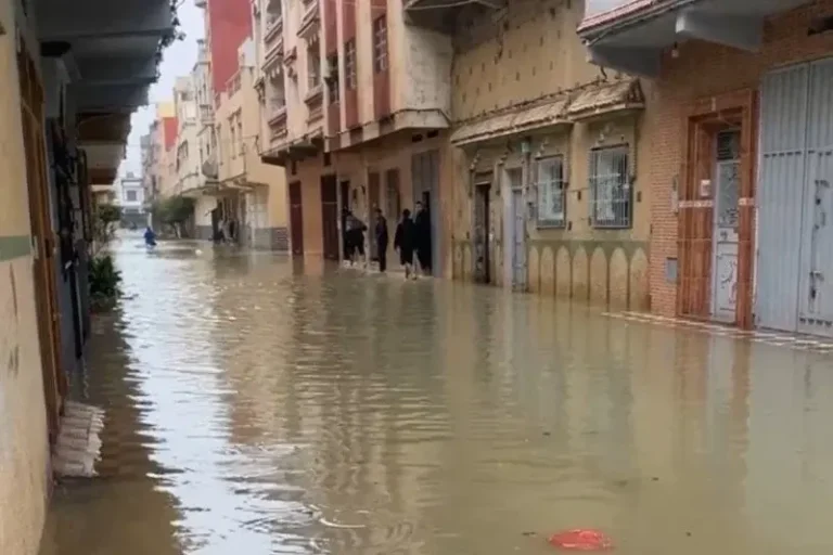Inondations à Ksar El Kebir : le gouvernement tient une réunion d'urgence demain vendredi