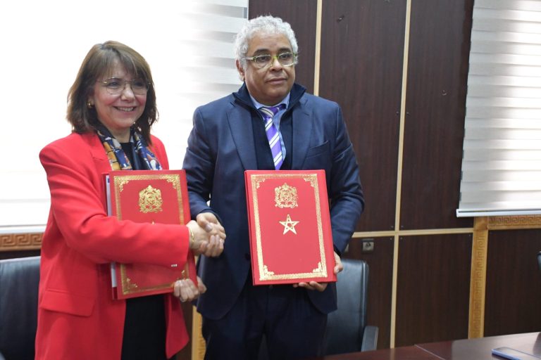 Oujda .. Signature d'une convention pour la création de la première unité régionale de soutien technique à la recherche scientifique