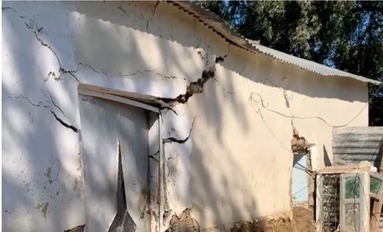 Taounate : Les crues de l'oued Inaouen provoquent l'effondrement de maisons au quartier Salam à Tissa
