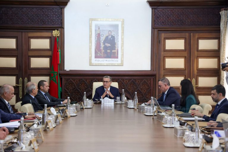 Aziz Akhannouch préside l'approbation du plan d'action 2026 pour renforcer le chantier du soutien social direct