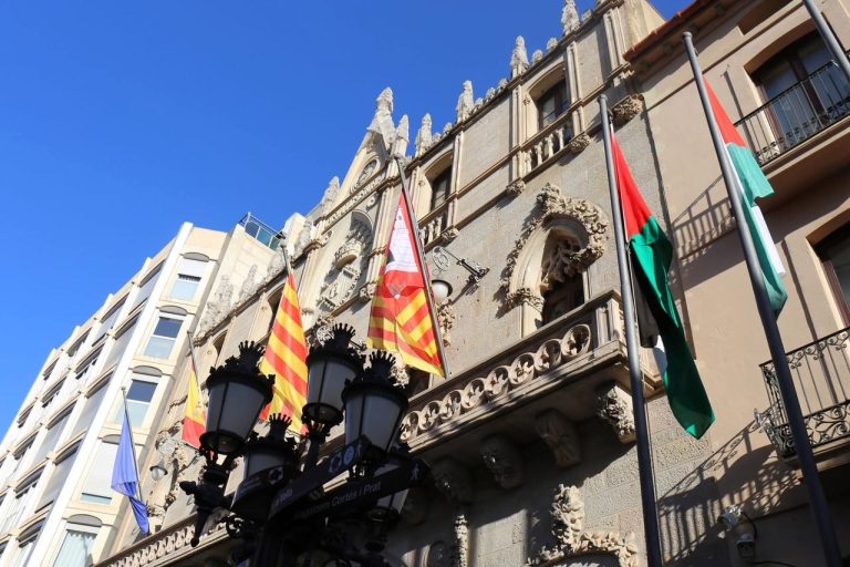 Silence suspect ou lâcheté flagrante ? Qui représente la communauté marocaine à Terrassa lorsque l'intégrité territoriale du Royaume est touchée ?