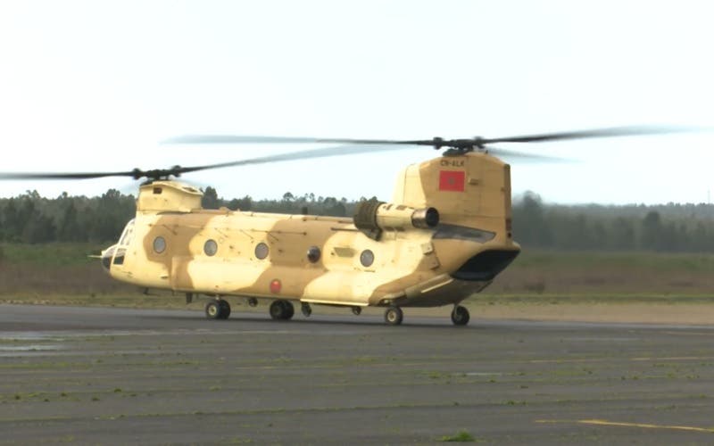 Sidi Kacem.. Les hélicoptères militaires "Chinook" acheminent l'aide humanitaire aux sinistrés des inondations
