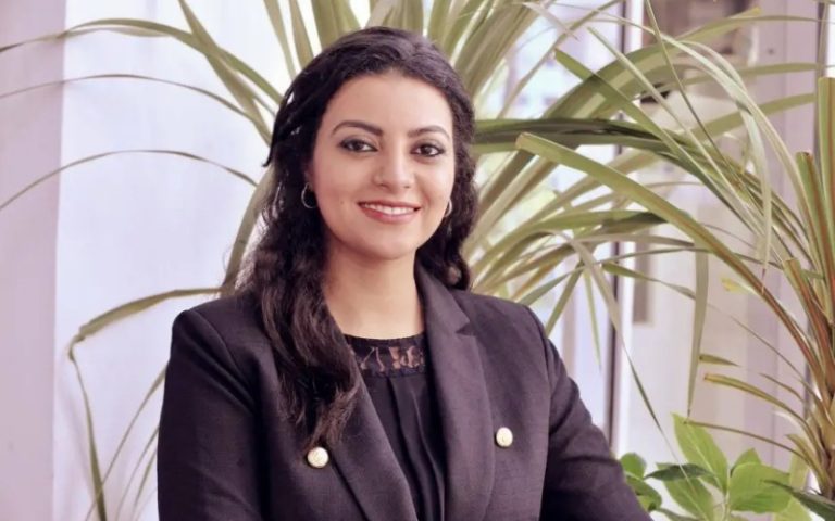 (Je ne jeûne pas depuis 10 ans) : Mayssa Salama An-Naji enflamme le débat sur la pénalisation de la rupture publique du jeûne