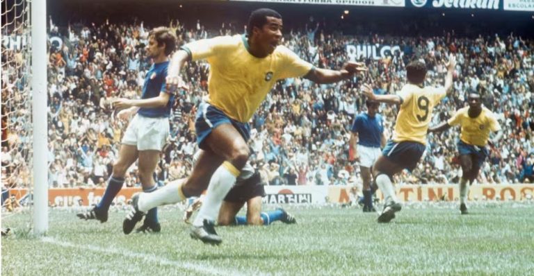 L’Ouragan Jairzinho, l'une des légendes brésiliennes, propulse le Brésil en finale