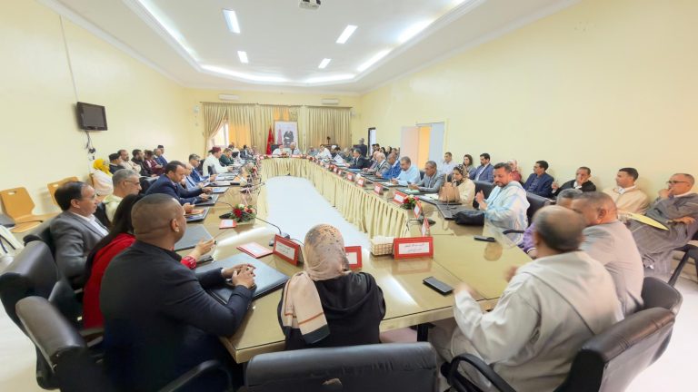 Le wali Amazazi effectue des tournées ramadanesques pour rapprocher l'administration des habitants d'Agadir Ida-Outanane