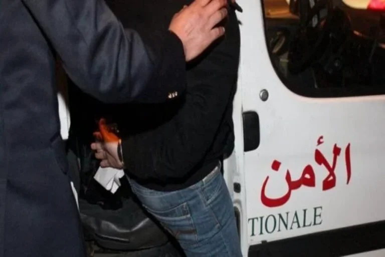 La sécurité de Khémisset appréhende deux suspects dans le vol d'une agence de transfert d'argent