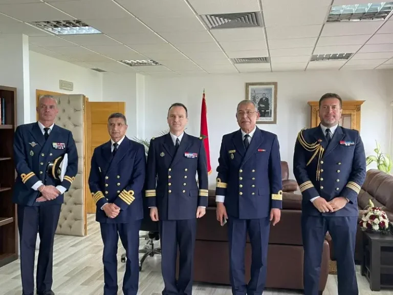 Frégate française multi-missions accoste à Tanger pour renforcer la coopération militaire