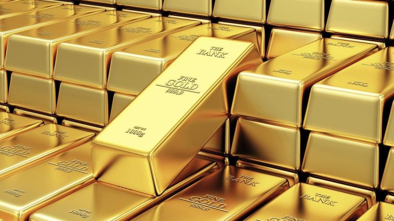 Les prix de l'or et de l'argent baissent avec la hausse du dollar