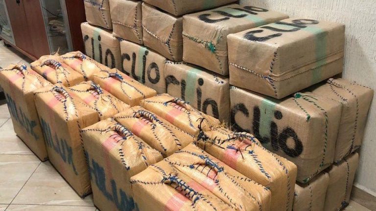Échec d'une tentative de contrebande de 5 tonnes de résine de cannabis au poste frontière de Guergarate