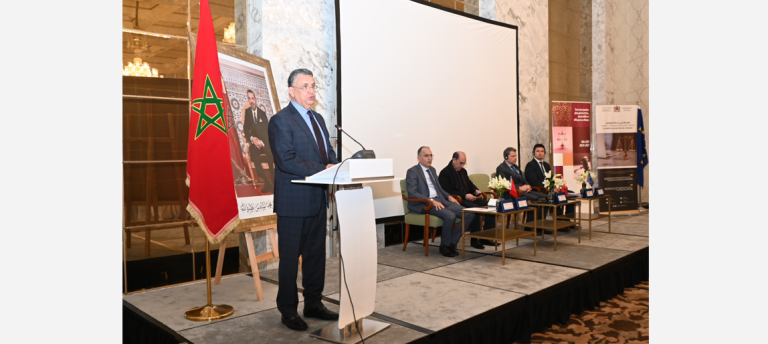 Le ministère de la Justice réunit les acteurs institutionnels et la société civile dans une approche participative afin d'améliorer l'accès des femmes à la justice.