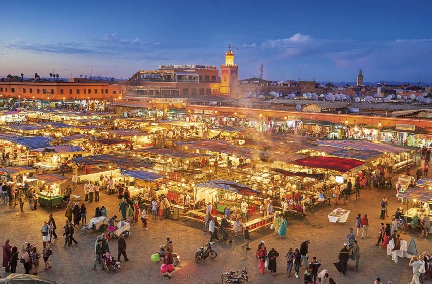 Le wali Khatib El Hebil s'oppose aux violations des lois d'urbanisme sur la place Jemaa el-Fna – Photos