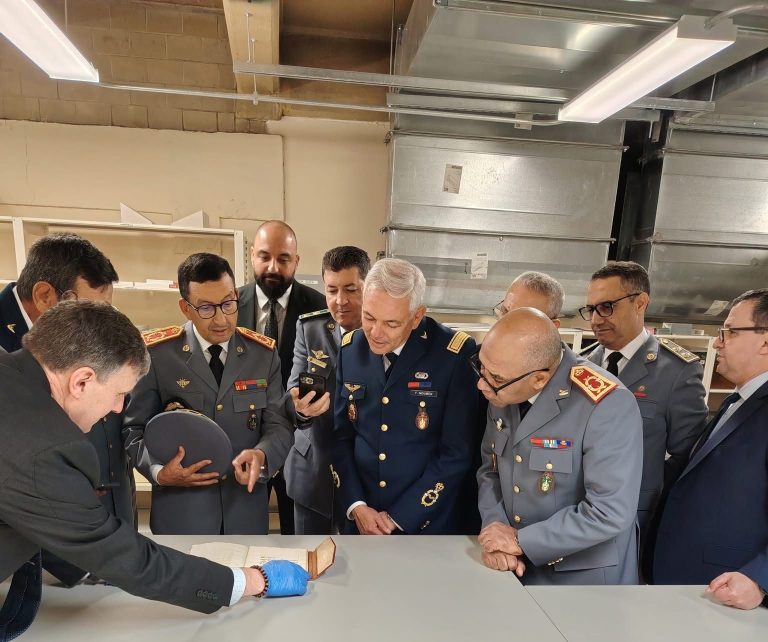 Une importante délégation marocaine effectue une visite aux Archives nationales américaines