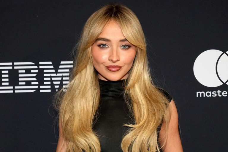 Une youyou arabe enflamme le débat au festival Coachella après un commentaire sarcastique de Sabrina Carpenter
