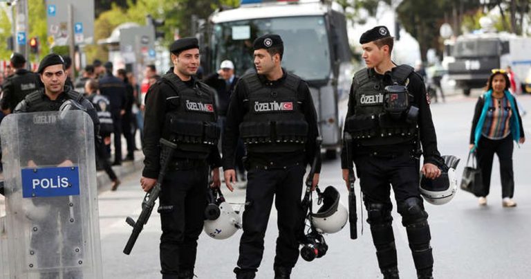 Décès de 3 personnes suite à une fusillade près du consulat israélien à Istanbul