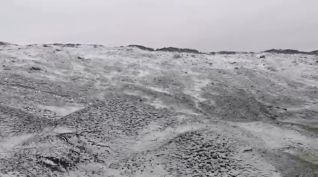 Les neiges recouvrent les hauteurs d'Ifrane à l'approche de l'été