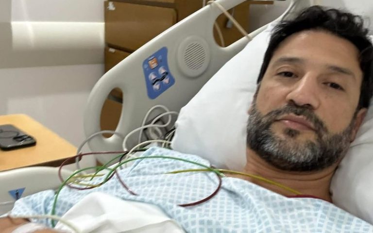 Adil Belhajjam subit une opération de cathétérisme cardiaque réussie et rassure son public