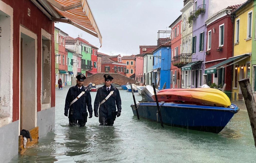 Italie: La montée des eaux menace la ville de Venise