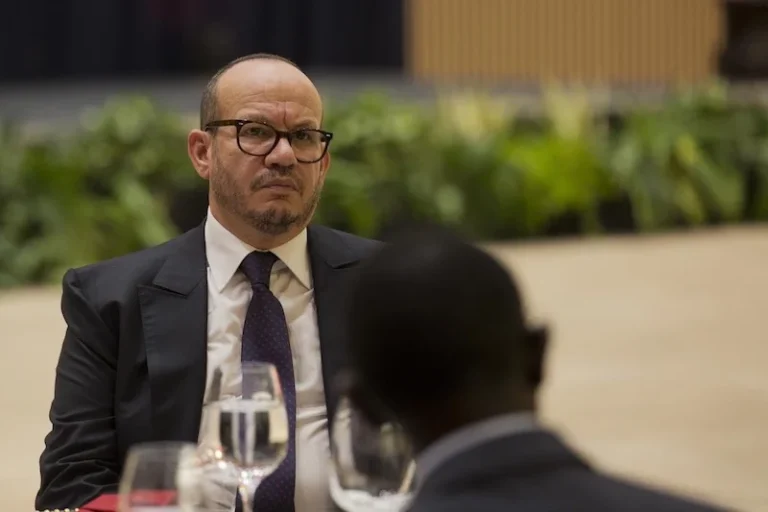 Le pauvreté est-elle responsabilité humaine ou déséquilibres du développement ? Lecture d'une déclaration antérieure de Fouad Ali El Himma