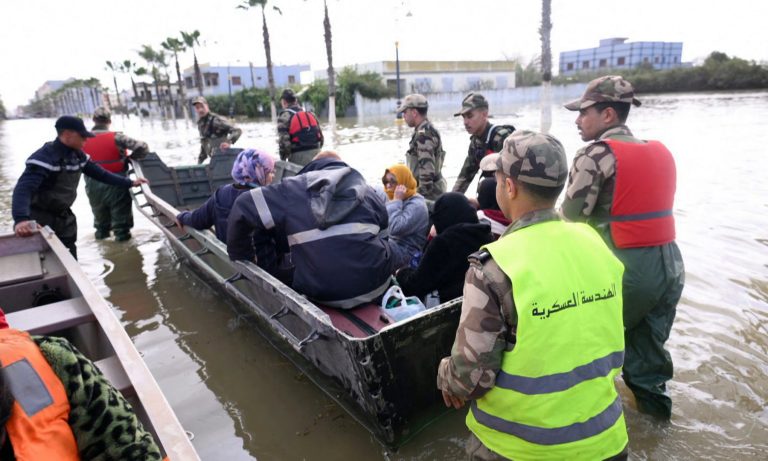 Le Roi salue les interventions des éléments de l'armée dans les récentes inondations